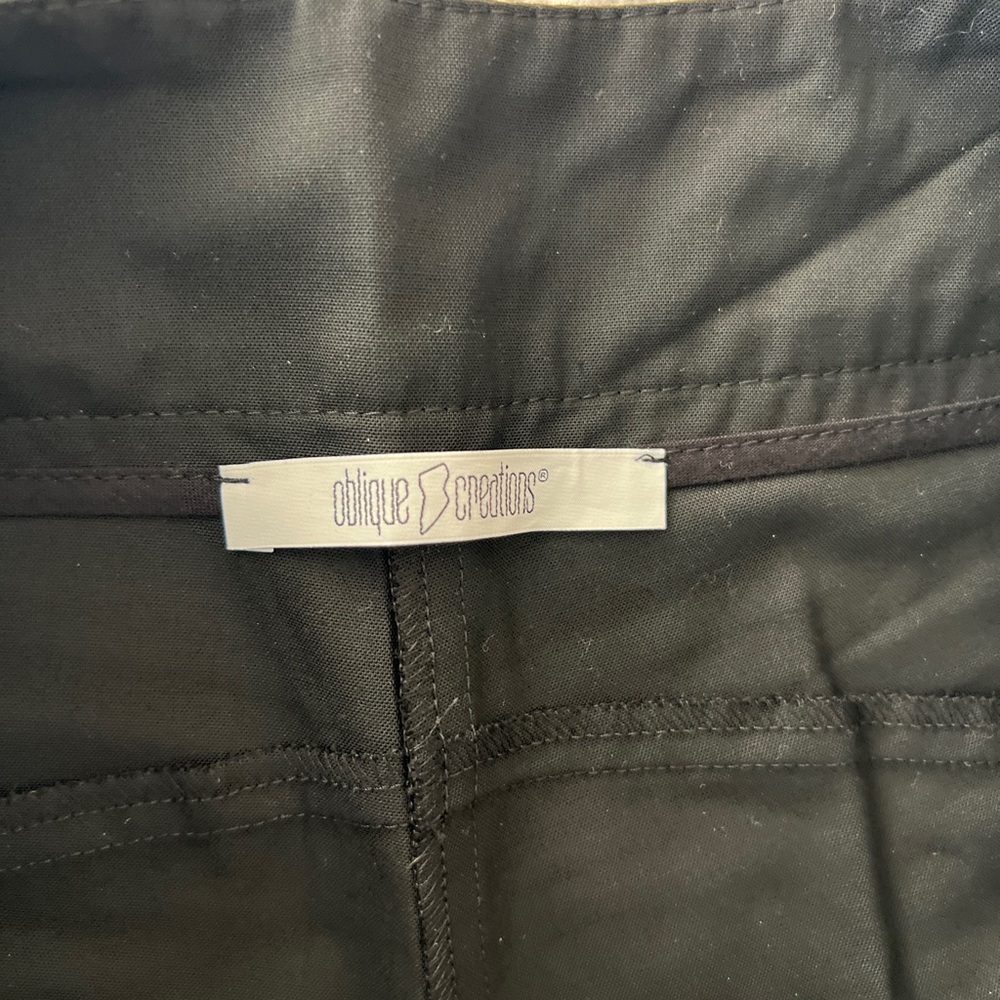 Oblique Creation Chic Black Pants with Gold Zipper Size 00 - Picture 7 of 12